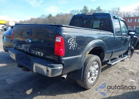 2015 Ford F-250 Lariat z USA, uszkodzony, nr VIN 1FT7X2B60FEA06447